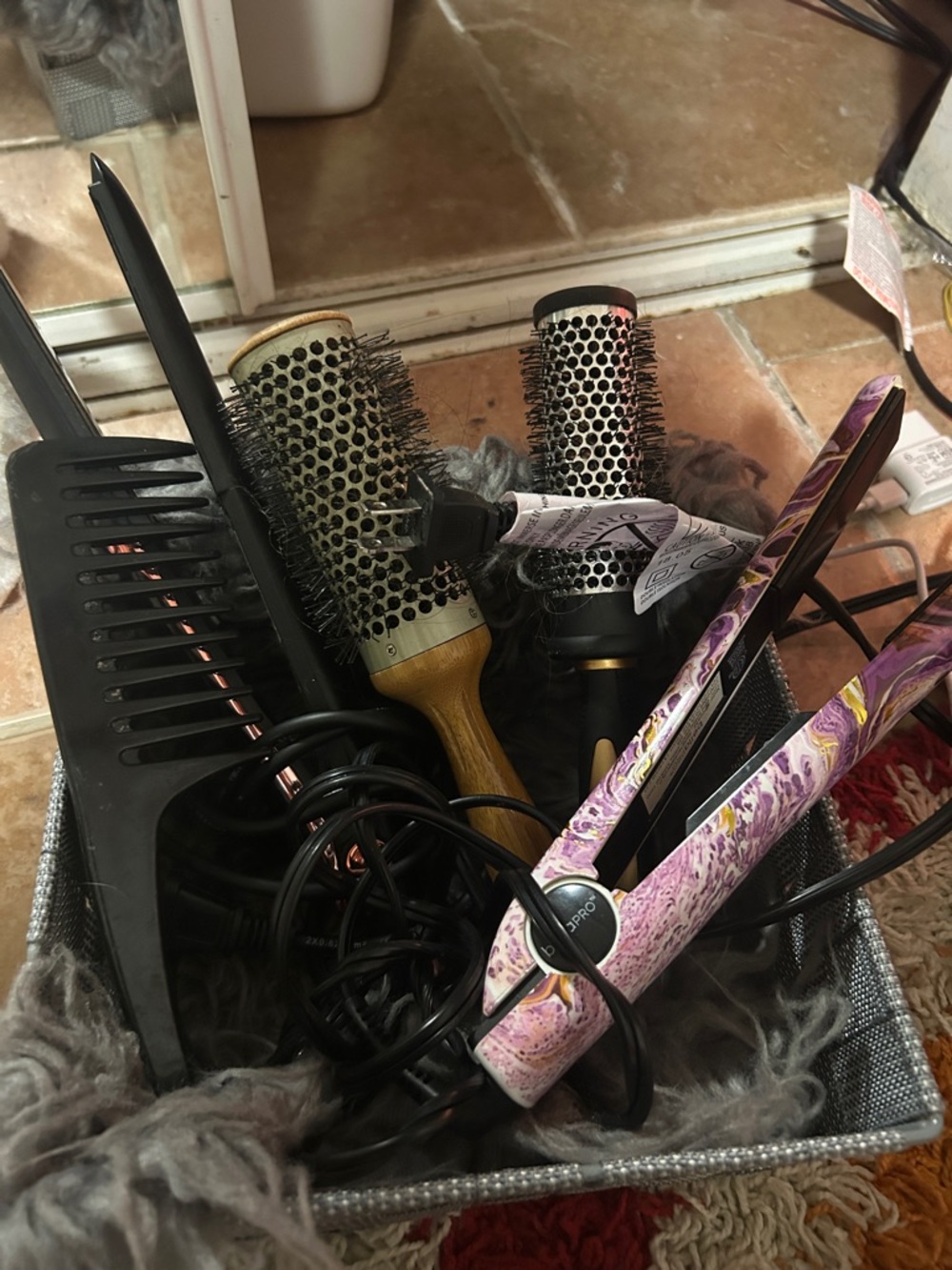 Hair bundle - 2 straightners , 3 brushes